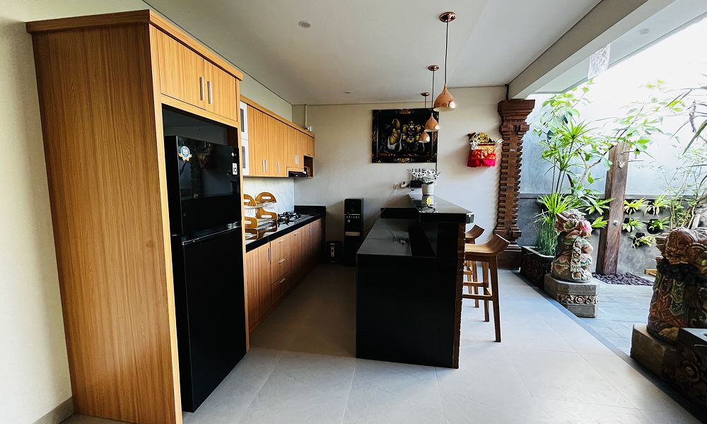 cecillia-guesthouse-canggu4.png